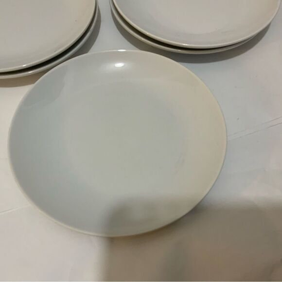 Set of 5 Crate & Barrel 6.5" Bread & Butter Plates Porcelain B7 - Picture 2 of 6